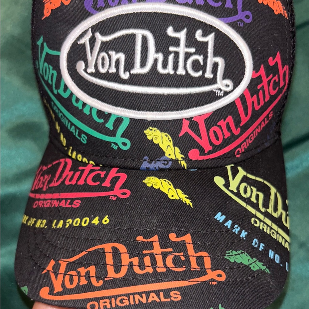 Von Dutch hat